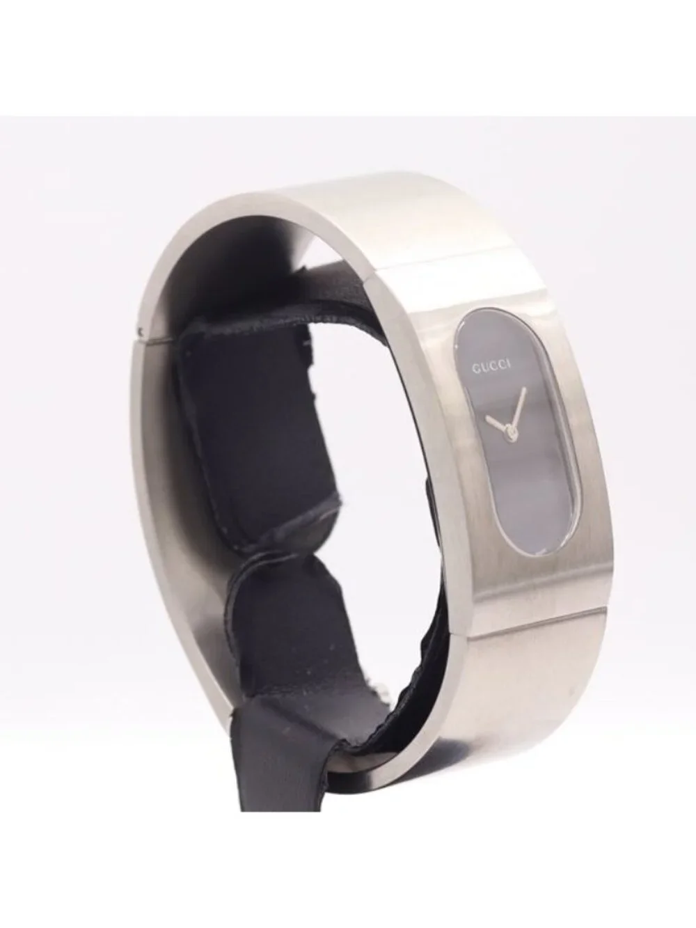 Gucci Quartz Bangle Watch Black Dial